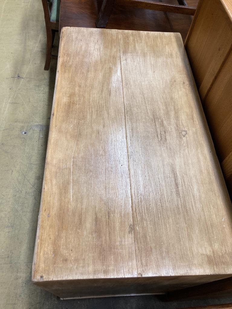 A small Victorian pine chest, width 87cm, depth 47cm, height 86cm